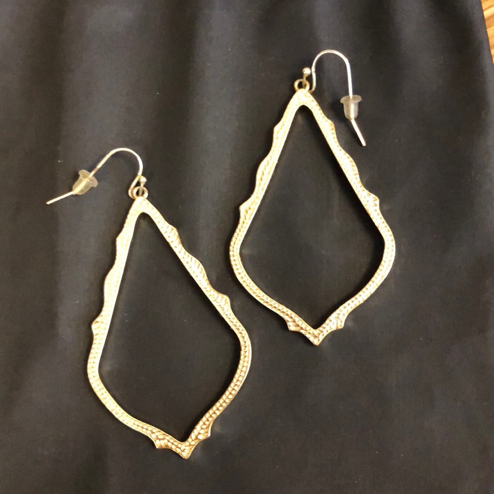 Gold Kendra Scott “hoop” earrings
